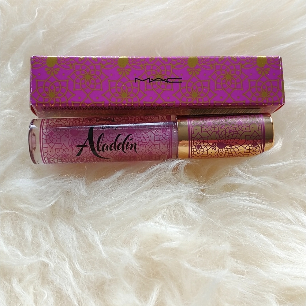 M.A.C Cosmetics Lipgloss